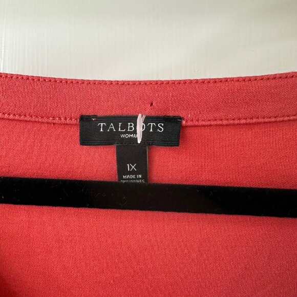 Talbots Coral V-Neck Tee with Unique Wood Accent, Size 1X - Picture 3 of 5